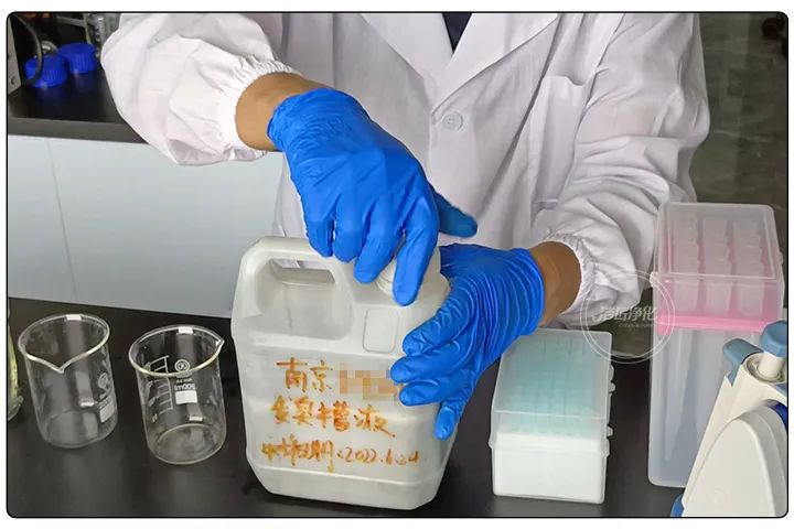 潔匠凈化·的凈工業(yè)除臭劑_切削液變質(zhì)、發(fā)臭，車間異味污染大，除臭劑該怎么選？