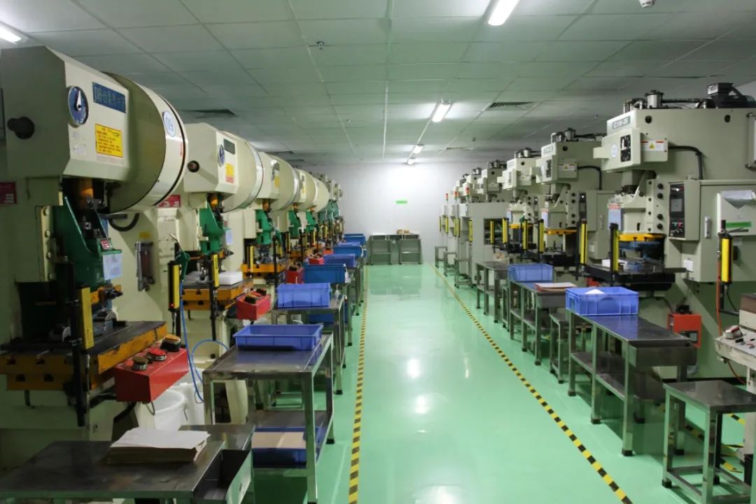 五金加工廠有機(jī)廢氣異味控制，Dejing的凈?除臭劑如何做到？.jpg