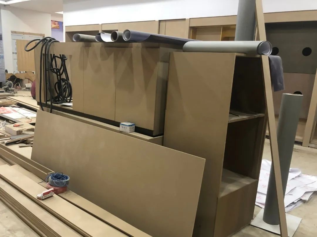 木質(zhì)建材、木質(zhì)家具制造業(yè)釋放大量臭味，的凈除臭劑快速分解除臭！.jpg
