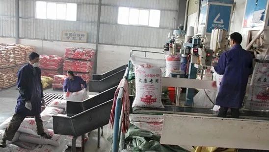 飼料廠車間腥臭味擾民，就用Dejing的凈飼料廠專用除臭劑.jpg