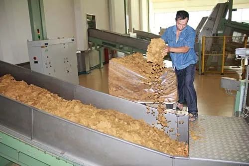 煙草加工異味廢氣危害大，快速除臭就用Dejing的凈除臭劑！.jpg