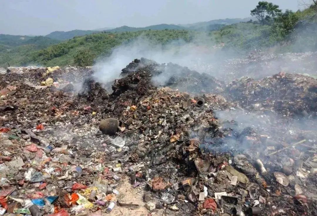 國內垃圾臭氣問題嚴峻，潔匠異味控制液帶來清新.jpg