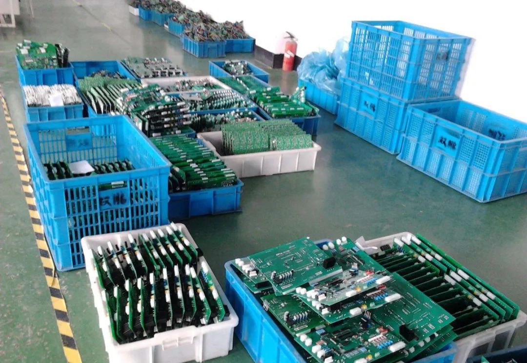 電子工業(yè)廢氣VOCs污染如何治理？的凈-異味控制劑還原綠色健康呼吸！.jpg