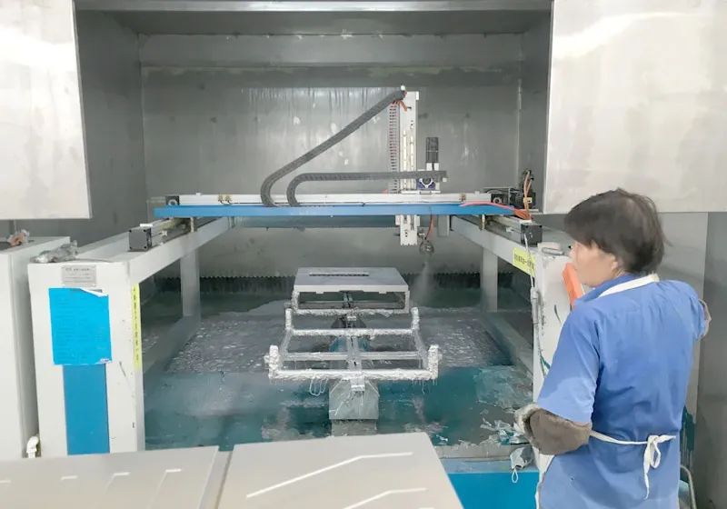 家具廠&五金噴漆廠&汽車廠噴漆車間的VOC廢氣治理怎么做？.jpg